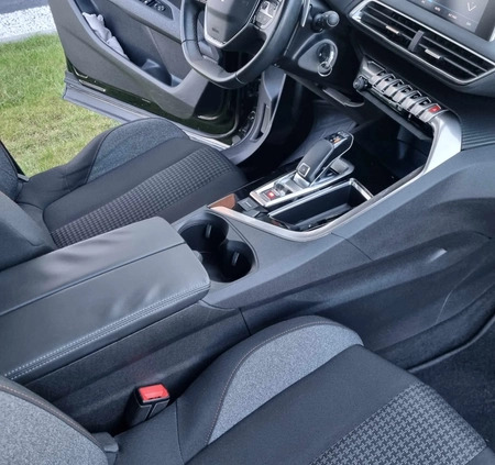 Peugeot 3008 cena 72900 przebieg: 160000, rok produkcji 2018 z Libiąż małe 407
